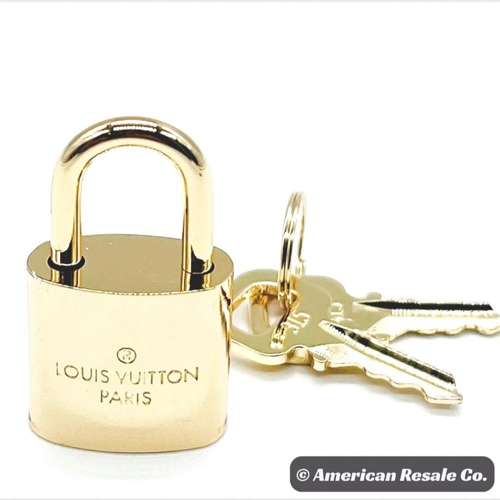 Authentic Vintage Louis Vuitton #318 Gold Padlock Lock & 2 keys LV - Picture 3 of 7